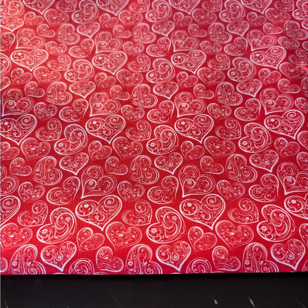 VALENTINE’S DAY table runner
